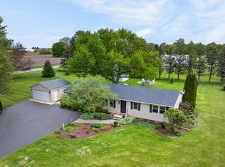5N675 Cochise Dr, Maple Park, IL 60151