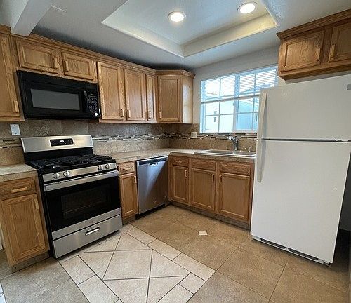 3rd image of 206 Grant St APT A