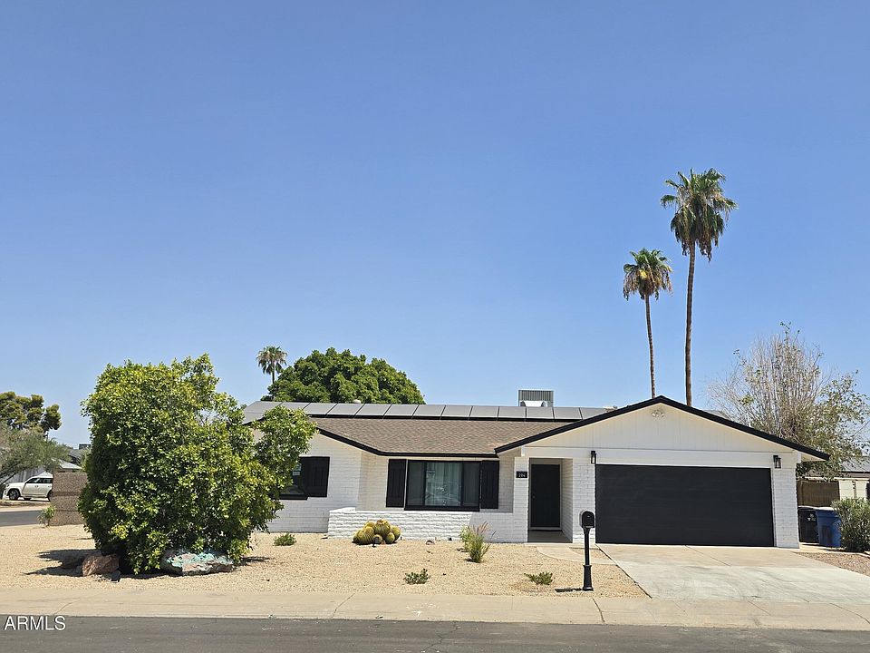 1st image of 204 E FLEET Drive