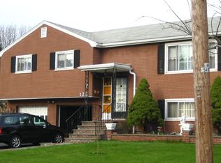 126 Noanett Rd, Needham, MA 02494