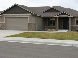 4911 Bighorn Dr, Pasco, WA 99301