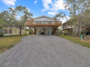 105 N Middleton Ave, Oak Island, NC 28465