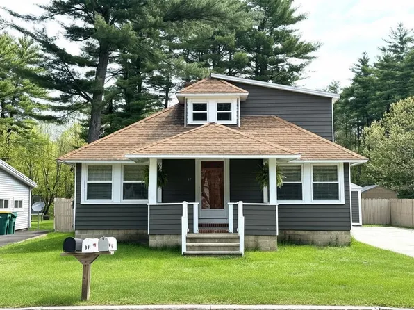 87 Chestnut Hill Road, Rochester, NH 03867