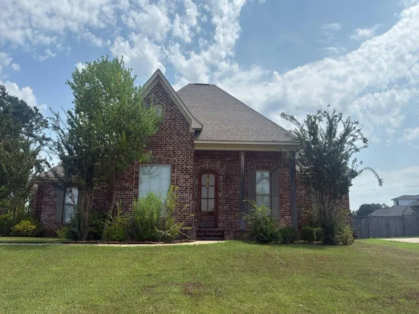 152 Hampton Hills Blvd, Canton, MS 39046