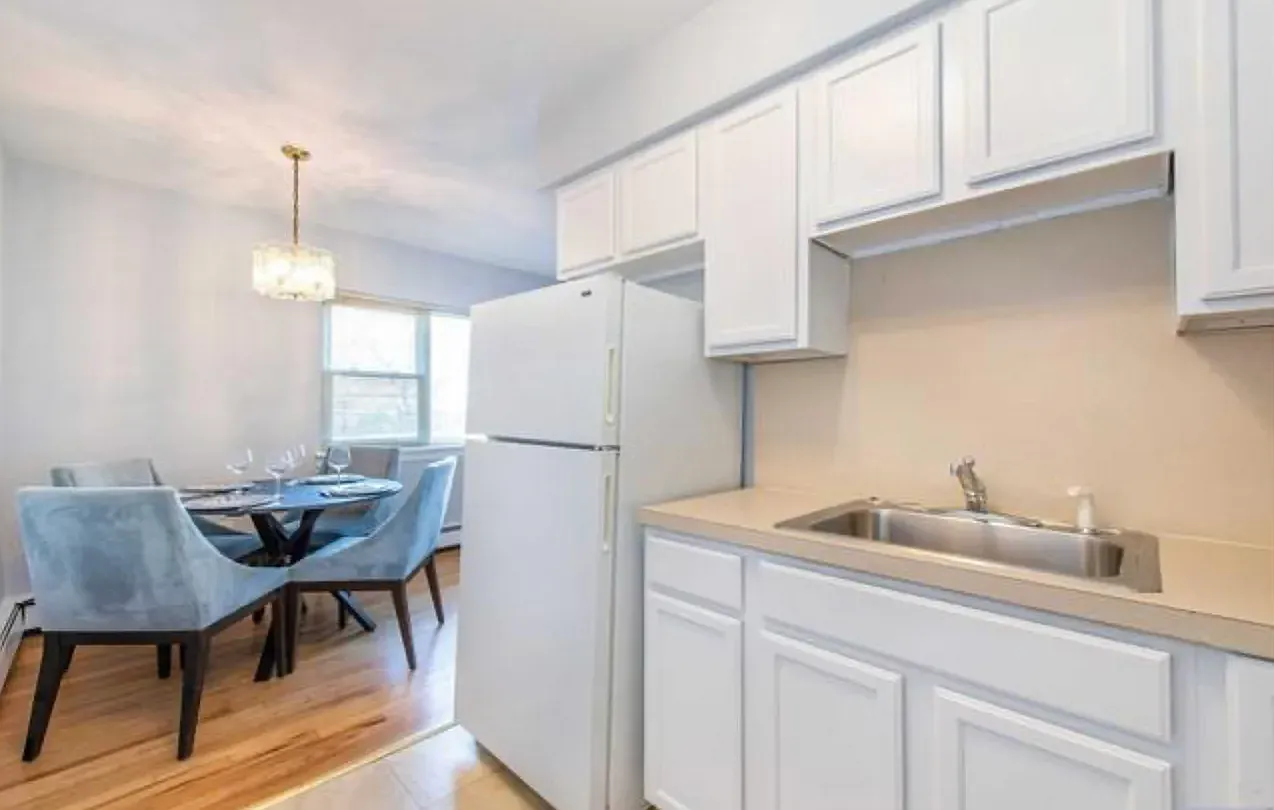 1 bed, $1,900 — Photo 3