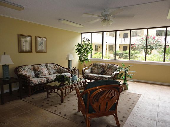 4th image of 1810 Sevilla Blvd APT 101
