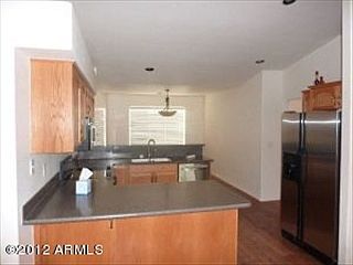 4th image of 10925 E Elmwood St
