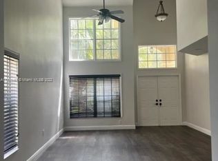414 SW 205th Ave #414, Hollywood, FL 33029