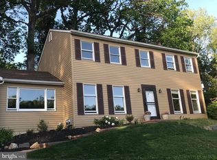 8 Dan Dr, Glenmoore, PA 19343