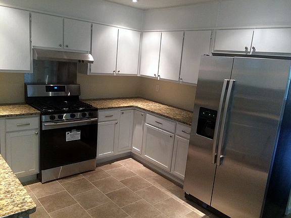 5th image of 2080 Oak Village Ln