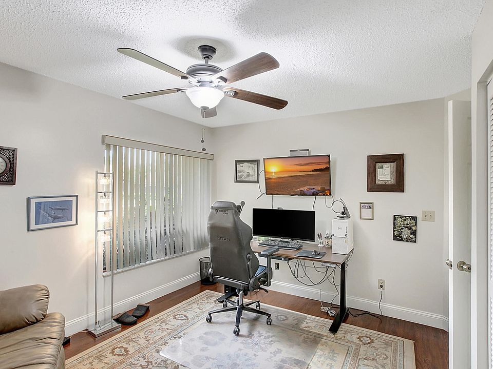 1st image of 260 NW 108th Avenue