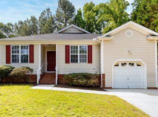518 S Coalport Dr, Apex, NC 27502