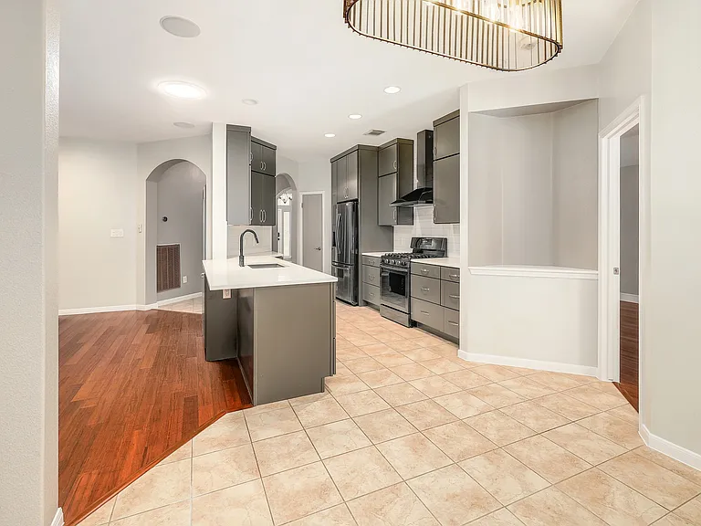 4920 Hibiscus Valley Dr — Photo 8