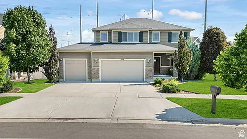 838 W Freedom Point Way Photo 1