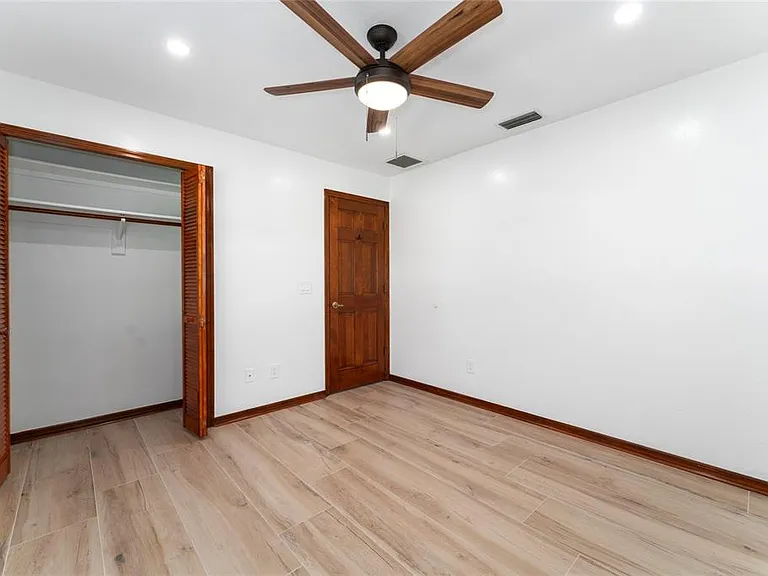 4464 Willow Wind Ct — Photo 23