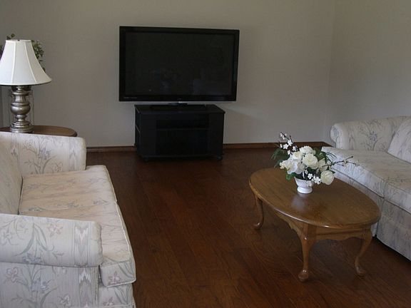 Living room/TV Room.