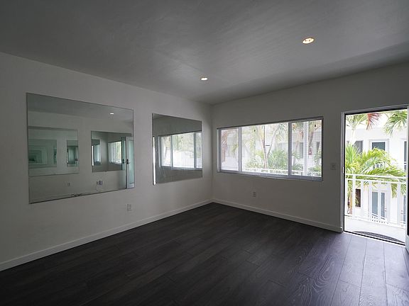 5th image of 1840 James Ave APT 20