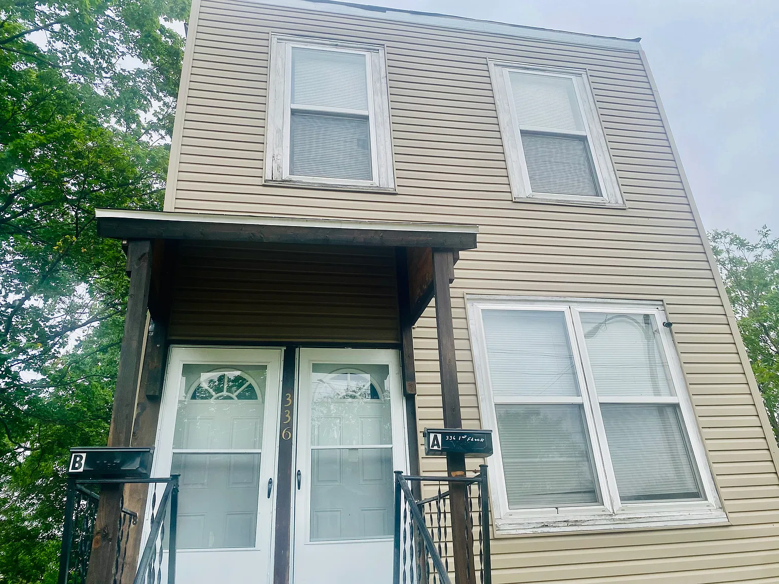 2 bed, 1008 sqft, $850 — Photo 1