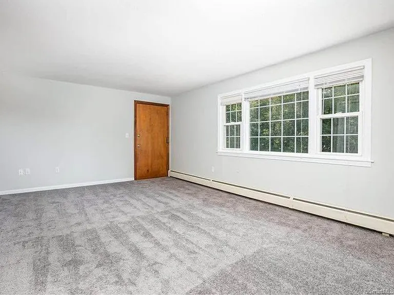 4 Loveland Hill Rd #H2 — Photo 8