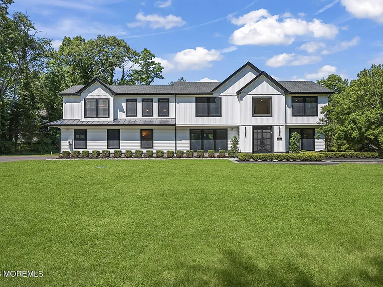 100 Hominy Hill Rd — Photo 1