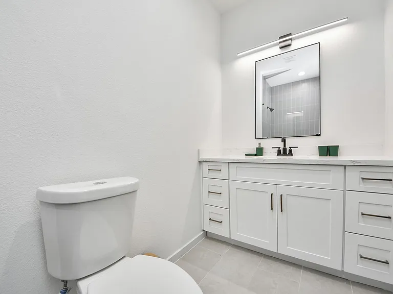 9732 Tuffly St #B — Photo 28