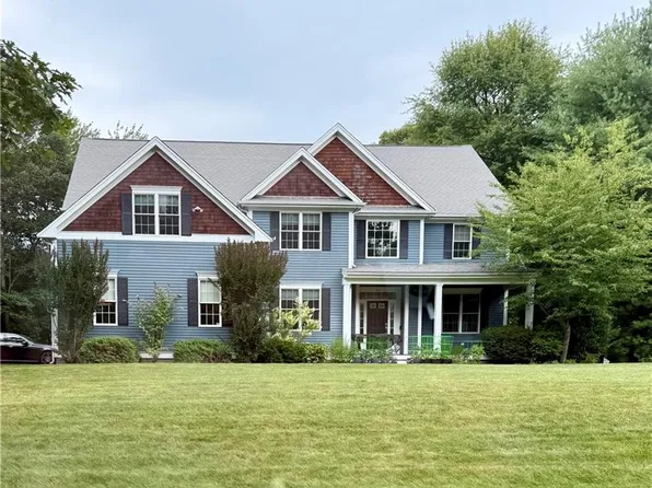 311 Sylvan Ct N, Kingstown, RI 02874