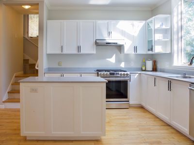 7283 Claremont Ave, Berkeley, CA, 94705