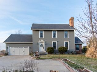 2087 Mitchell Rd, Williamston, MI 48895