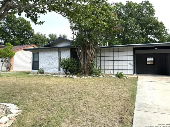 3606 Versailles, San Antonio, TX 78219