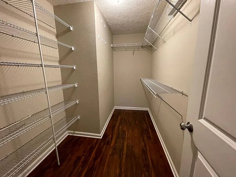 2412 Fleming Dr — Photo 19