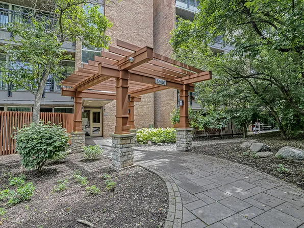 5900 Oakwood Dr APT 2H, Lisle, IL 60532
