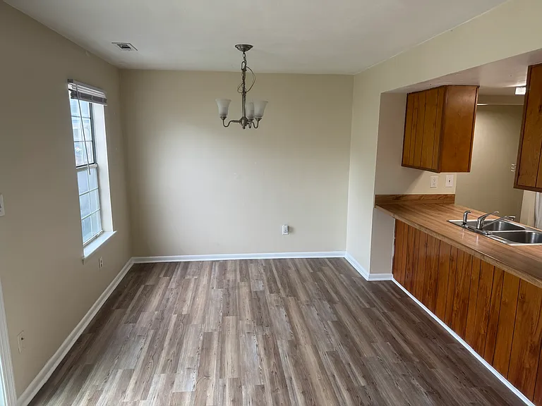 20 Bayview Ct — Photo 3