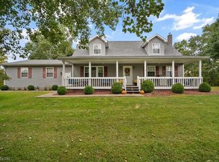 3606 Chesterville Rd, Mineral Wells, WV 26150