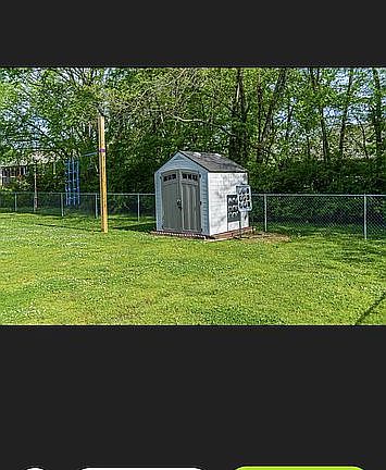 4th image of 1101 Bagley Dr