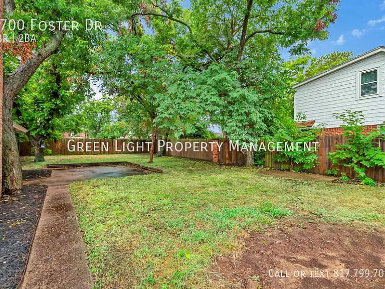 1700 Foster Dr — Photo 33