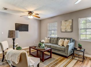 5324 Woodcrest Rd, Jacksonville, FL 32205