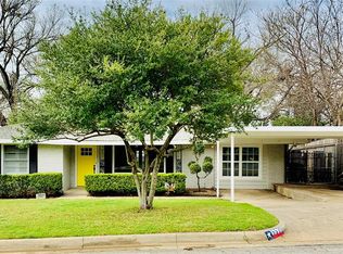 5520 Red Cardinal Ln, Fort Worth, TX 76114