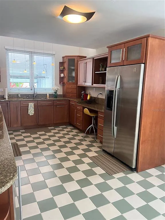 4 bed, 3.5 bath, 3200 sqft, $6,500 — Photo 4