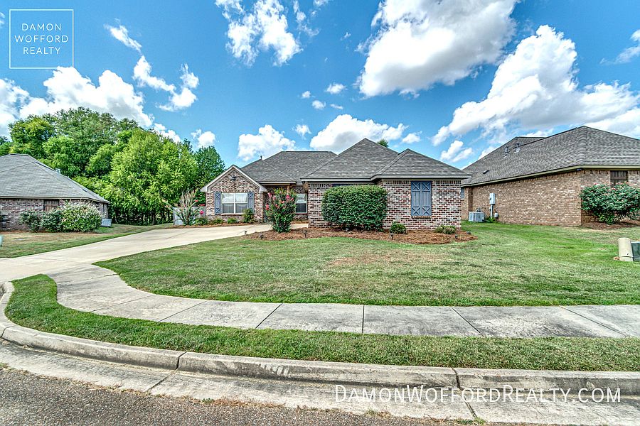 1st image of 117 Millhouse Dr