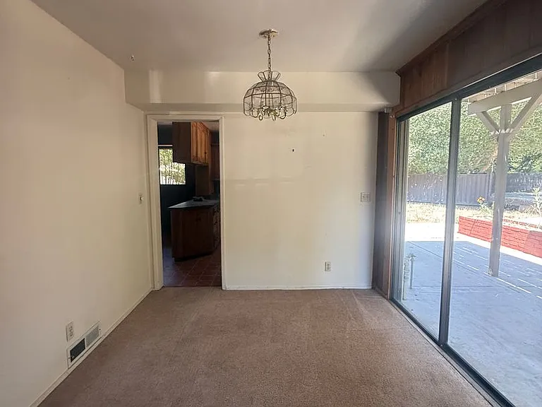 6500 Highway 9 — Photo 16