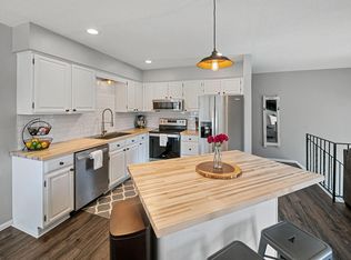 1105 Meadowview Dr, Stillwater, MN 55082