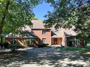 6 Roth Ct, Metamora, IL 61548