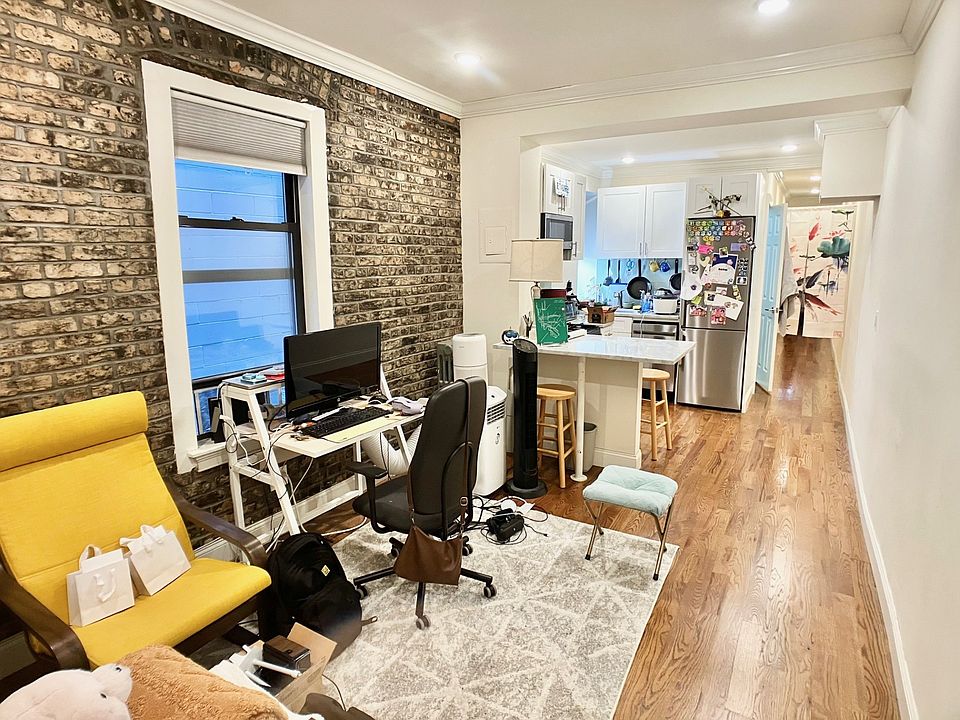 1st image of 146 17th St APT 1C