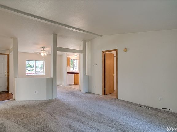 5th image of 92 17th St NE