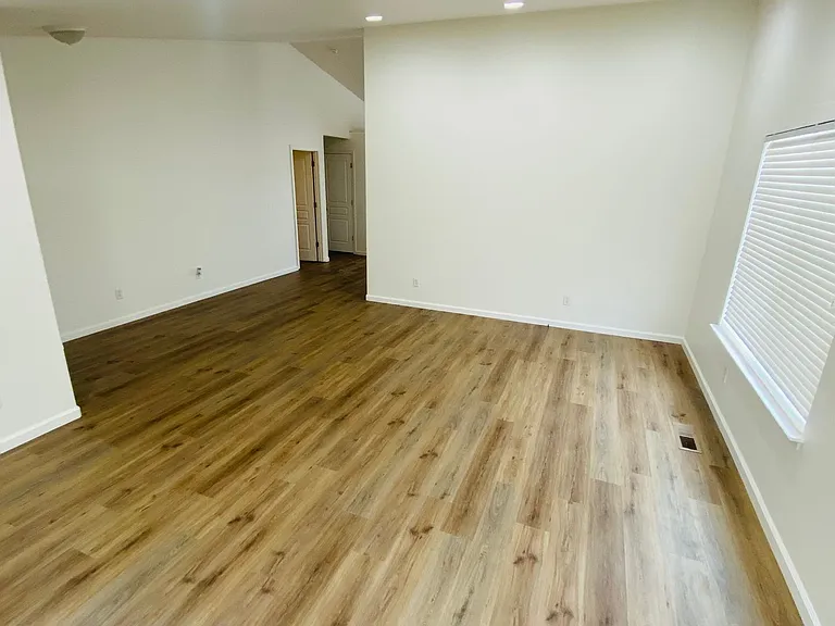 1464 Grey Bluffs Dr — Photo 42