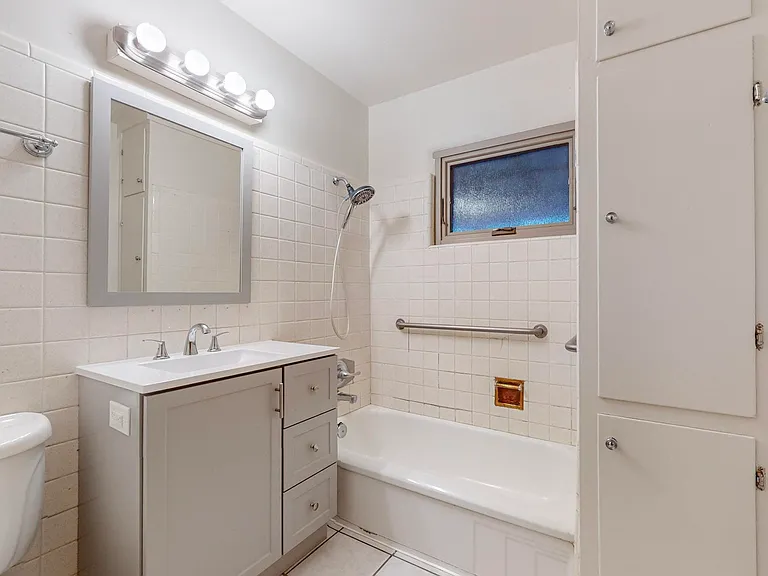 1204 Princeton Dr SE — Photo 15