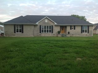 2086 Scottsville Rd, Lafayette, TN 37083