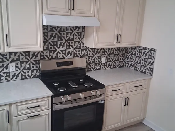 2413 Dean Street image 1 of 11