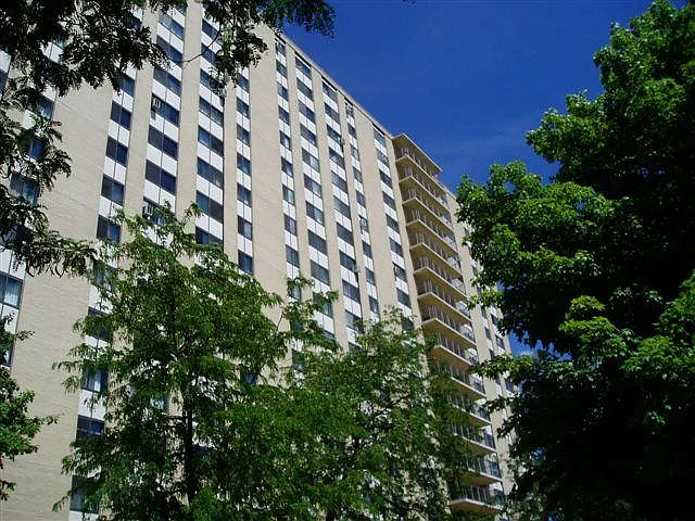 Brighton Towers — Photo 11