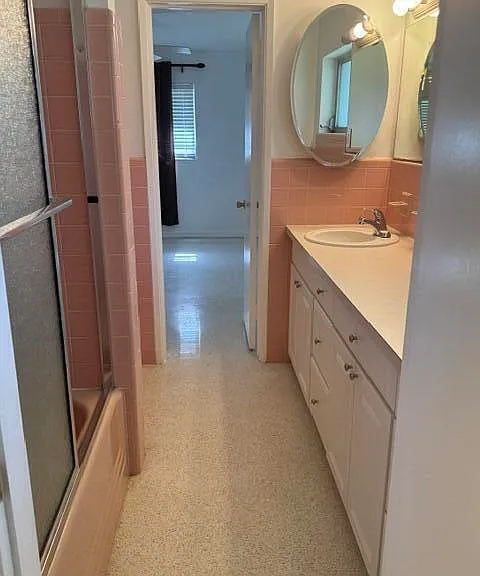 860 NW 65th Ave — Photo 21